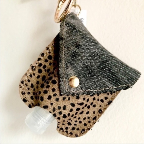 Genuine Leather Hand Sanitizer Keychain - Picture 1 of 4